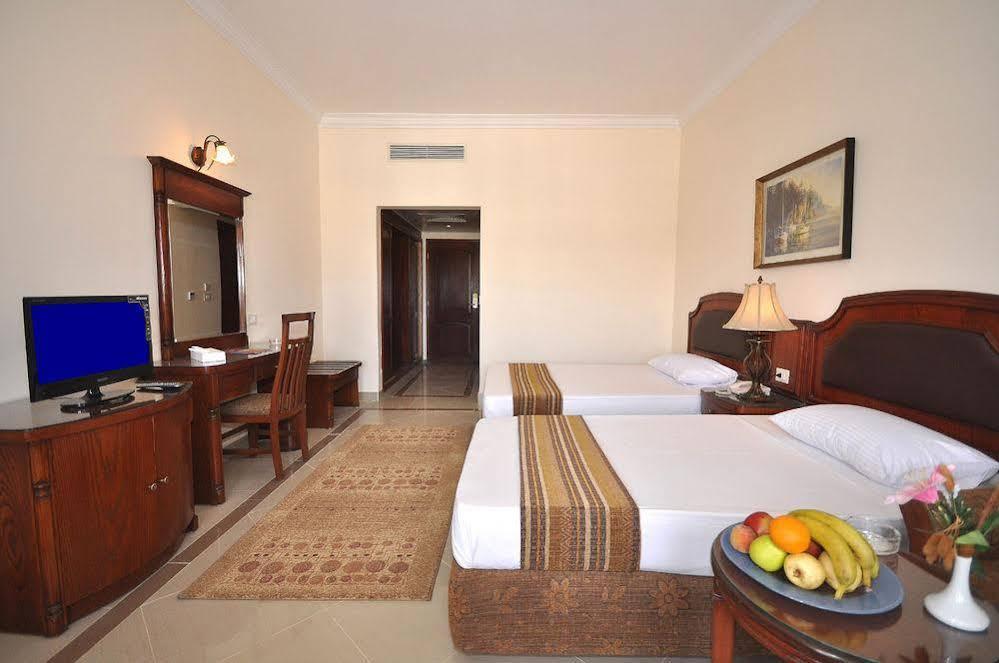 Life Resort Coral Hills El Qoseir Екстериор снимка